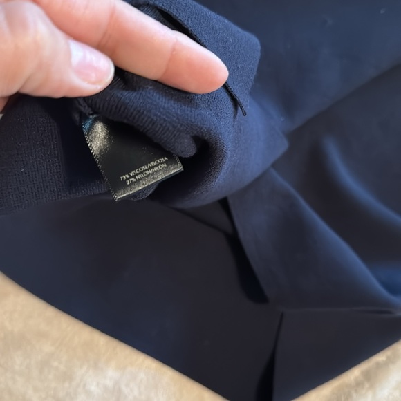 EUC NAVY KNIT TOP - Picture 8 of 8
